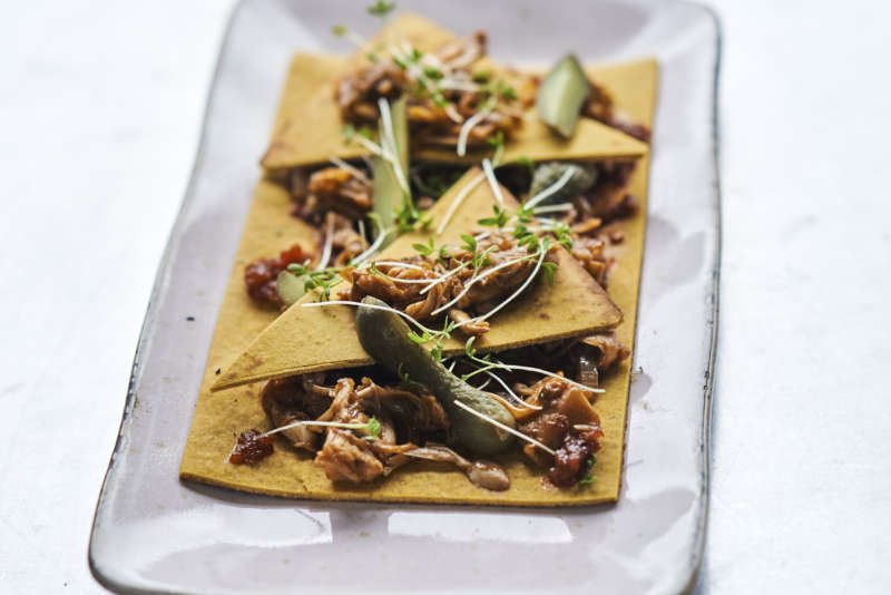 Vegan pulled pork gemaakt van Jackfruit, een mooie combinatie van zoet en hartig